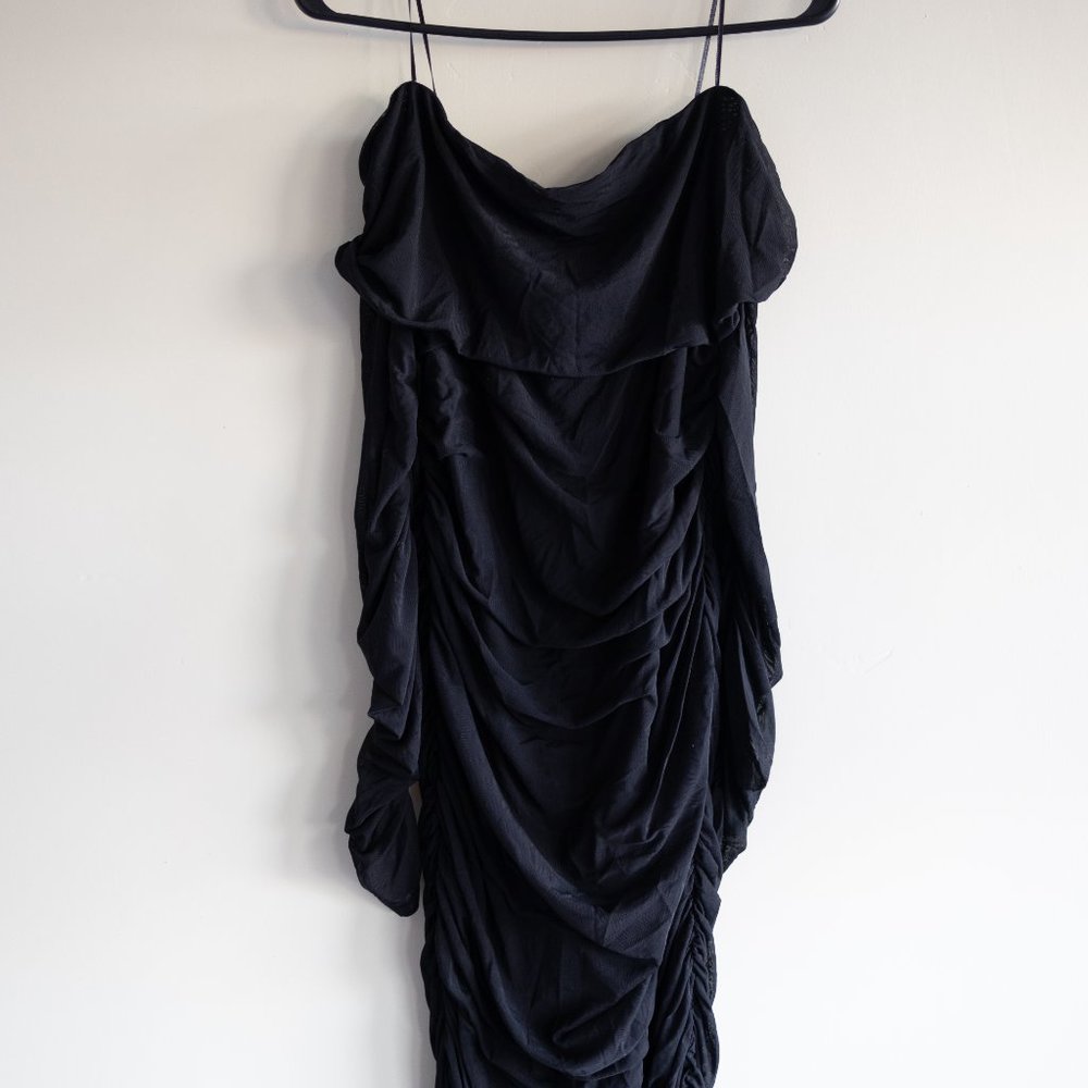 Fashion Nova - Black Top Trend Ruched Maxi Dress